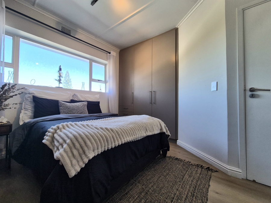 2 Bedroom Property for Sale in Harfield Village Western Cape